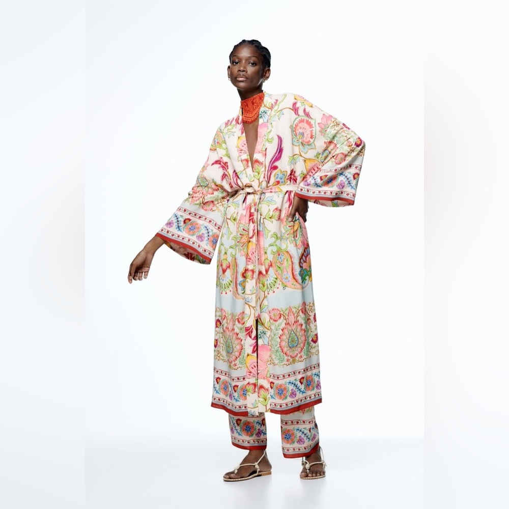 Zara Multicolor Floral Kimono